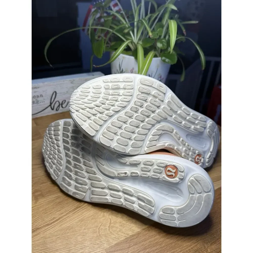 lululemon Unisex Beige/White Low Top Lace-Up Athletic Sneakers Rubber Outsole